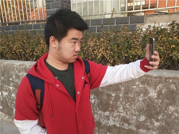 中国双胞胎测试苹果iPhone X面容ID:结果有点意外 grey.gif