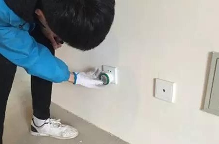收房时这张表别乱签字，一字之差就亏几十万，后悔了起诉都没用！